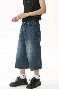 Vintage Washed Baggy Denim Shorts for a Nostalgic Y2K Aesthetic