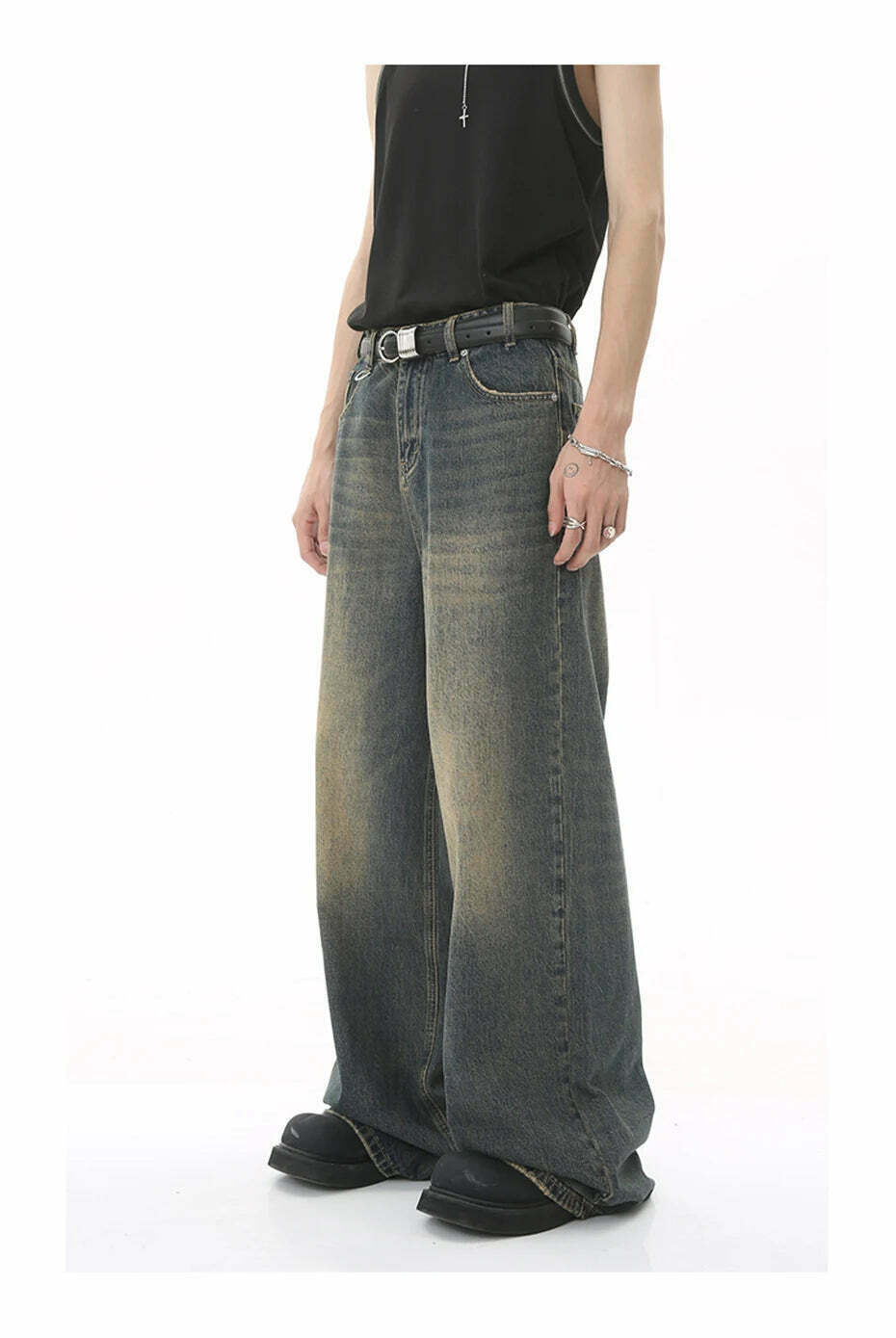 Vintage Washed Baggy Jeans: Y2K Aesthetic Denim - Coquette & Grunge Vintage Washed Baggy Jeans: Y2K Aesthetic Denim - Coquette & Grunge