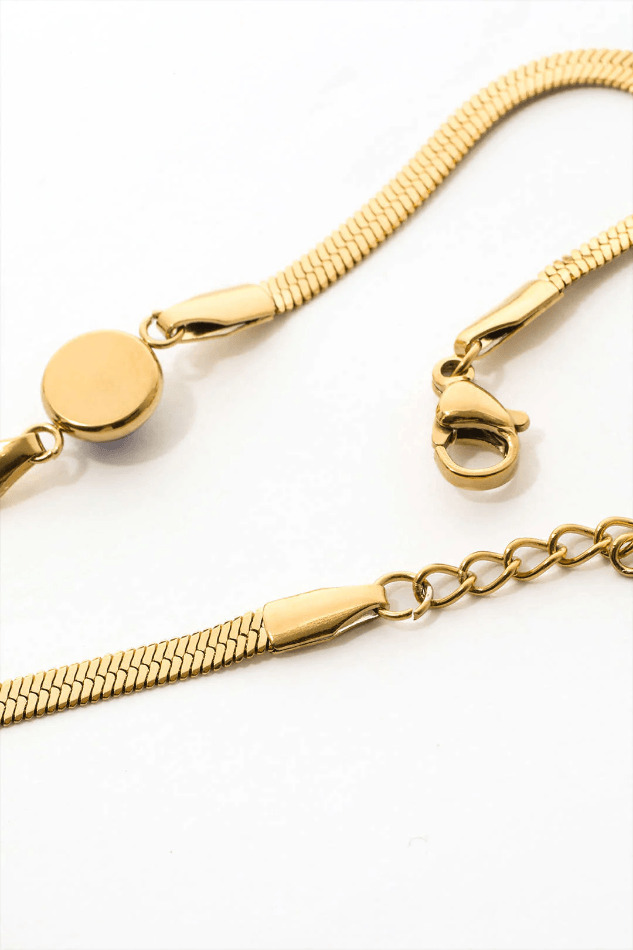 Vintage Y2K Aesthetic Cargo Skirt with Coquette Style and Evil Eye Bracelet Vintage Y2K Aesthetic Cargo Skirt with Coquette Style and Evil Eye Bracelet