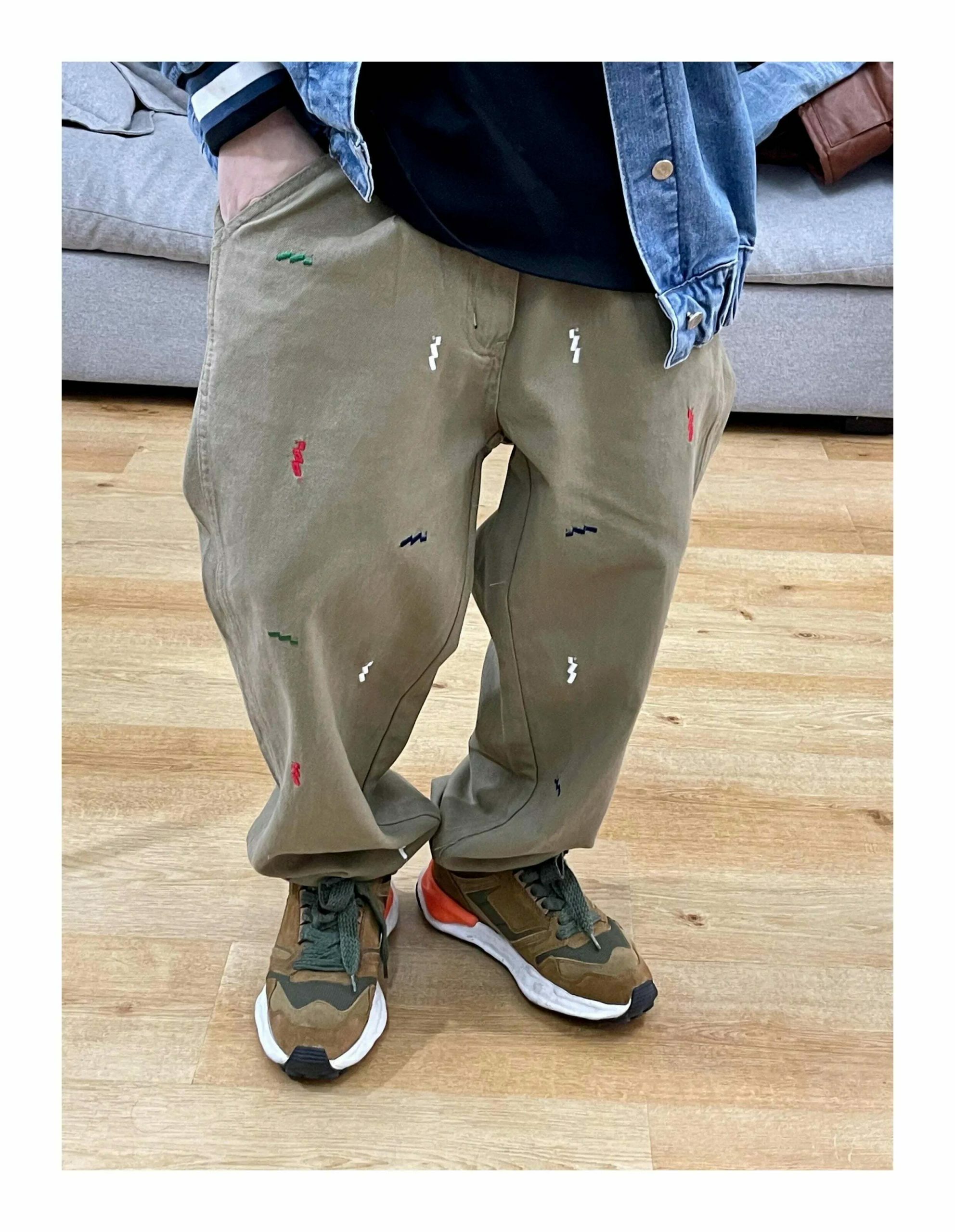 Vintage Y2K Aesthetic Embroidered Jeans - Coquette Style with Grunge & Pastel Goth Vibes Vintage Y2K Aesthetic Embroidered Jeans - Coquette Style with Grunge & Pastel Goth Vibes