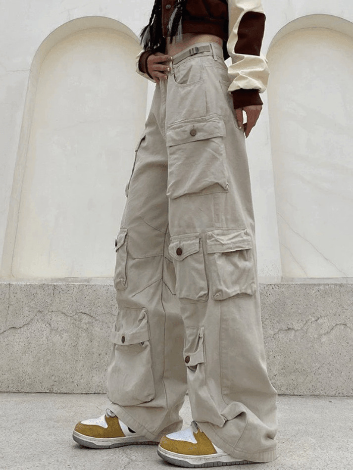 Vintage Y2K Cargo Jeans for Women - Coquette Aesthetic, Grunge Style, Pastel Goth Fashion Vintage Y2K Cargo Jeans for Women - Coquette Aesthetic, Grunge Style, Pastel Goth Fashion