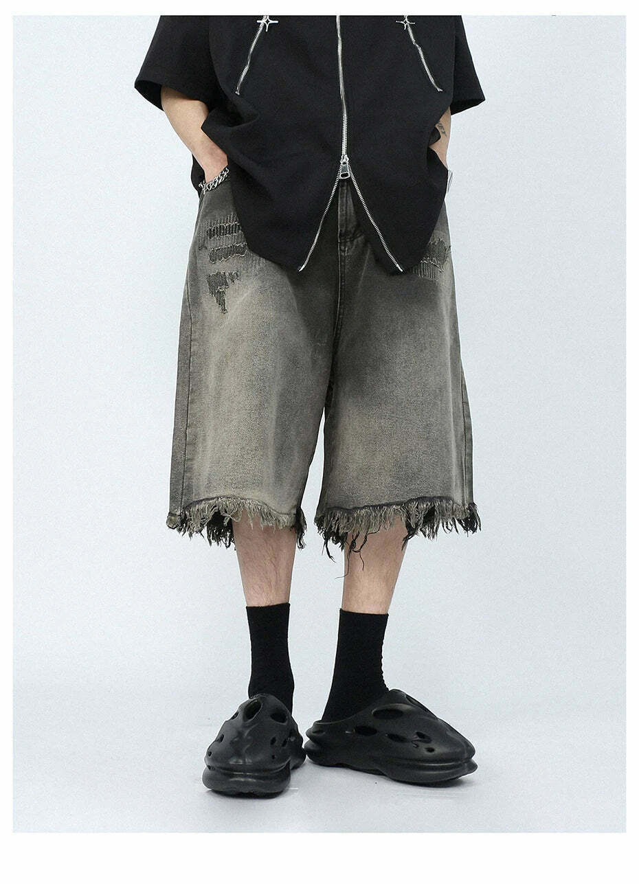 Vintage Y2K Style Extreme Wash Frayed Denim Cargo Skirt Vintage Y2K Style Extreme Wash Frayed Denim Cargo Skirt