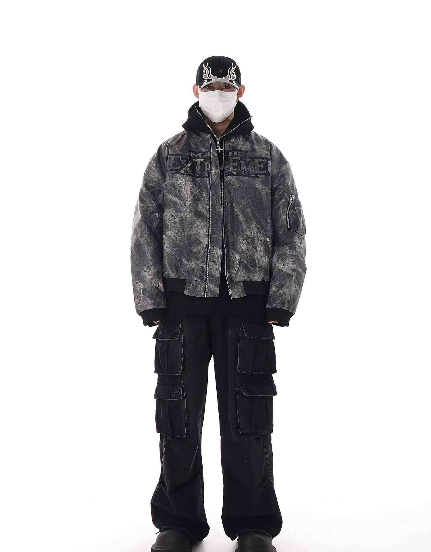 Washed Y2K Cargo Jeans: Coquette Aesthetic with Grunge & Pastel Goth Vibes