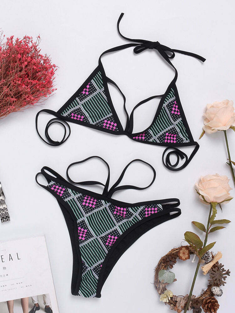 Y2K Aesthetic Backless Halter Buttoning Swimsuit - Coquette Style, Gr Y2K Aesthetic Backless Halter Buttoning Swimsuit - Coquette Style, Gr