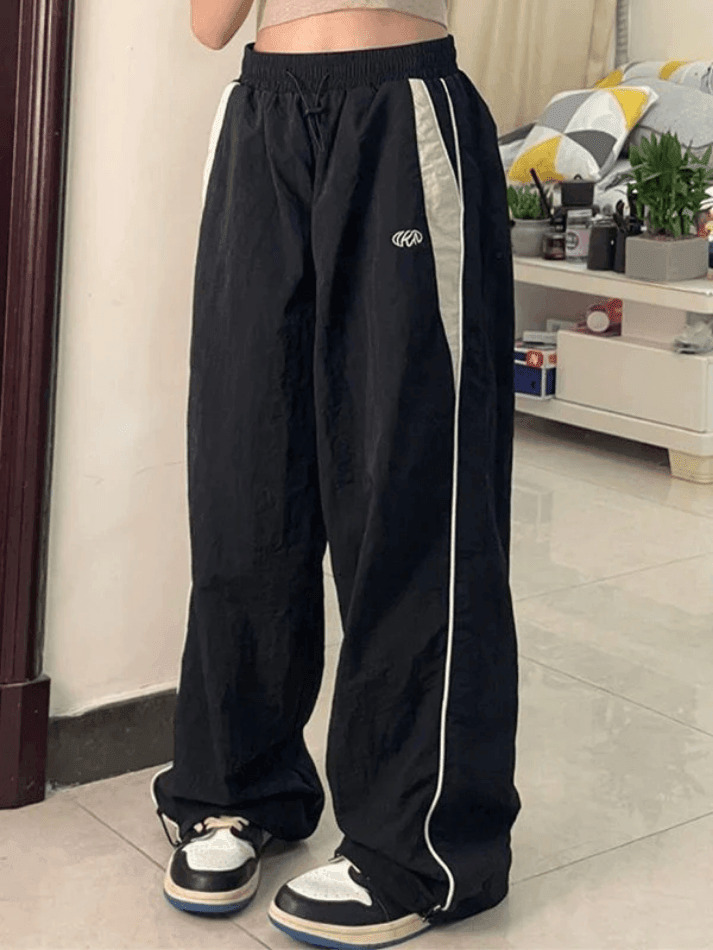 Y2K Aesthetic Black Baggy Sweatpants with Contrast Piping Y2K Aesthetic Black Baggy Sweatpants with Contrast Piping