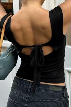 Y2K Aesthetic Black Tank Top: Coquette Grunge Fashion & Cute Tops