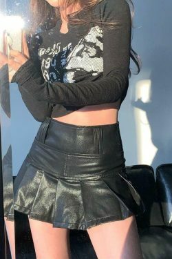 Y2K Aesthetic Blurry Long Sleeve Crop Top for Women - Coquette Style Grunge Fashion with Pastel Goth