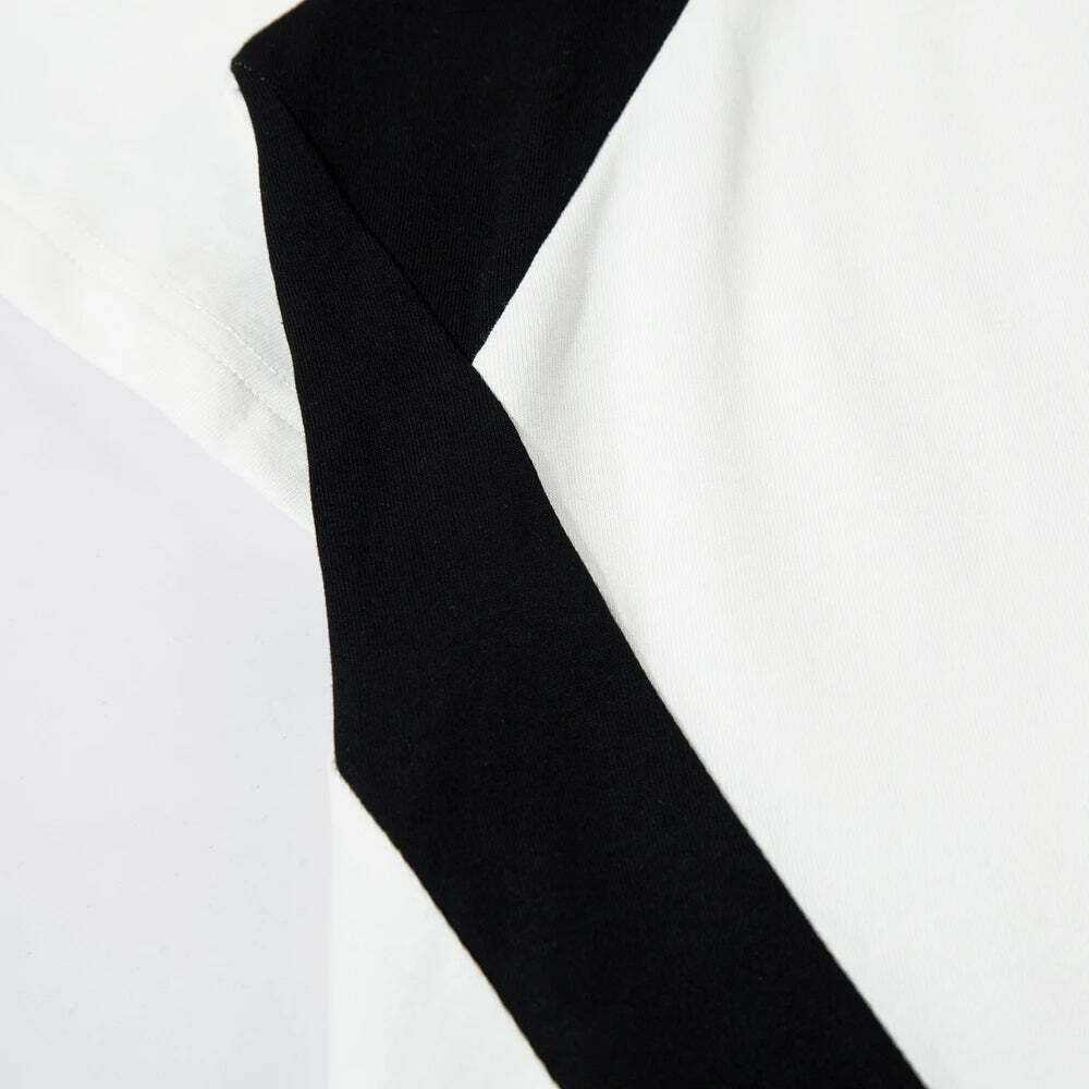 Y2K Aesthetic BOREFEND Sports Jersey with Collar - Vintage-inspired Grunge Style Women's Top Y2K Aesthetic BOREFEND Sports Jersey with Collar - Vintage-inspired Grunge Style Women's Top