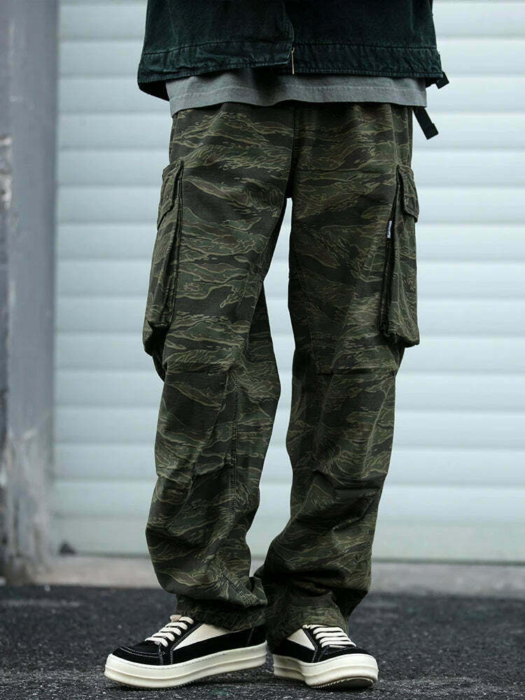 Y2K Aesthetic Camo Cargo Pants: Coquette Style Grunge Fashion for Women Y2K Aesthetic Camo Cargo Pants: Coquette Style Grunge Fashion for Women