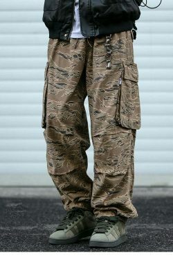 Y2K Aesthetic Camo Cargo Pants: Coquette Style Grunge Fashion for Women