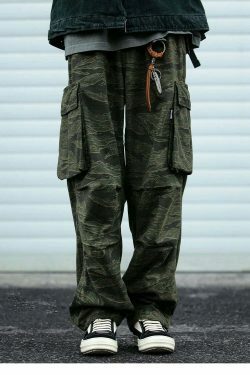 Y2K Aesthetic Camo Cargo Pants: Coquette Style Grunge Fashion for Women