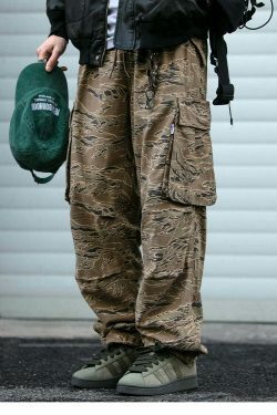 Y2K Aesthetic Camo Cargo Pants: Coquette Style Grunge Fashion for Women