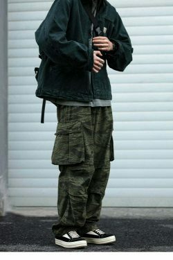 Y2K Aesthetic Camo Cargo Pants: Coquette Style Grunge Fashion for Women