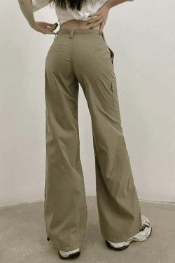 Y2K Aesthetic Cargo Skirt: Coquette Grunge with Pastel Goth & Old Money Elegance