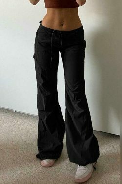 Y2K Aesthetic Cargo Skirt: Coquette Grunge with Pastel Goth & Old Money Elegance