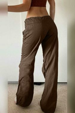 Y2K Aesthetic Cargo Skirt: Coquette Grunge with Pastel Goth & Old Money Elegance