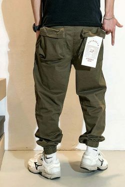 Y2K Aesthetic Cargo Skirt: Coquette Grunge with Pastel Goth Vibes