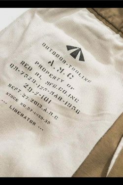 Y2K Aesthetic Cargo Skirt: Coquette Grunge with Pastel Goth Vibes