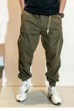 Y2K Aesthetic Cargo Skirt: Coquette Grunge with Pastel Goth Vibes