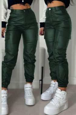 Y2K Aesthetic Cargo Skirt: Coquette Grunge with Pastel Goth Vibes