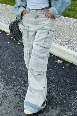 Y2K Aesthetic Cargo Skirt: Coquette Grunge with Pastel Goth Vibes