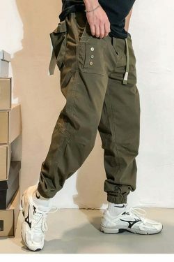 Y2K Aesthetic Cargo Skirt: Coquette Grunge with Pastel Goth Vibes