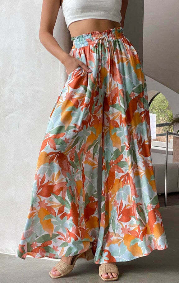 Y2K Aesthetic Cargo Skirt: Coquette Style Grunge Fashion with Casual Wide-Leg Loose Fit Y2K Aesthetic Cargo Skirt: Coquette Style Grunge Fashion with Casual Wide-Leg Loose Fit