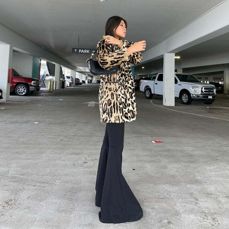 Y2K Aesthetic Cargo Skirt: Coquette Style Grunge Fashion with Cute Tops and Pastel Goth Vibes Y2K Aesthetic Cargo Skirt: Coquette Style Grunge Fashion with Cute Tops and Pastel Goth Vibes