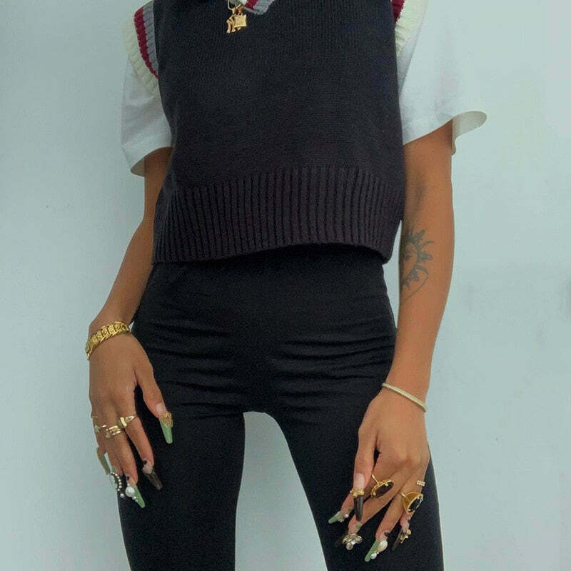 Y2K Aesthetic Cargo Skirt: Coquette Style Grunge Fashion with Cute Tops and Pastel Goth Vibes Y2K Aesthetic Cargo Skirt: Coquette Style Grunge Fashion with Cute Tops and Pastel Goth Vibes