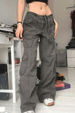 Y2K Aesthetic Cargo Skirt: Coquette Style Grunge Fashion with Pastel Goth Vibes