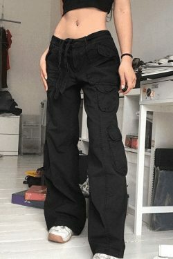 Y2K Aesthetic Cargo Skirt: Coquette Style Grunge Fashion with Pastel Goth Vibes