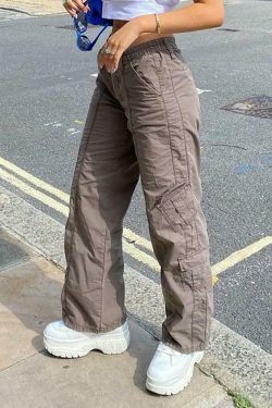 Y2K Aesthetic Cargo Skirt: Coquette Style Grunge Fashion with Pastel Goth Vibes