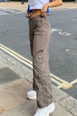 Y2K Aesthetic Cargo Skirt: Coquette Style Grunge Fashion with Pastel Goth Vibes