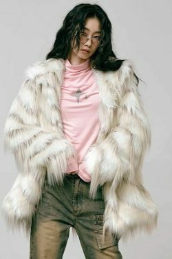 Y2K Aesthetic Cargo Skirt: Coquette Style Grunge Fashion with Retro Imitation Fox Fur Coat