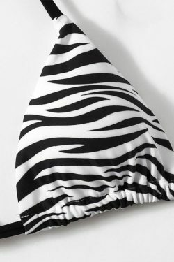 Y2K Aesthetic Cargo Skirt: Coquette Style Grunge Outfit with Cute Tops and Pastel Goth Vibes