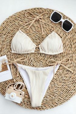 Y2K Aesthetic Cargo Skirt: Coquette Style Grunge Outfit with Cute Tops and Pastel Goth Vibes