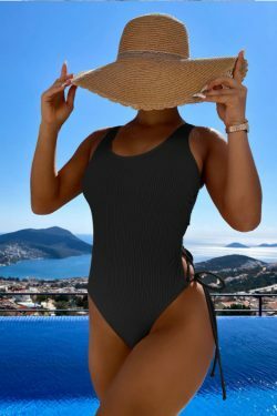 Y2K Aesthetic Cargo Skirt: Coquette Style Grunge Outfit with Cute Tops and Pastel Goth Vibes