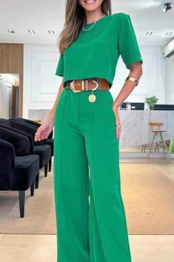 Y2K Aesthetic Cargo Skirt: Coquette Style Grunge Outfit with Cute Tops and Pastel Goth Vibes