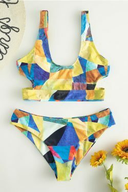 Y2K Aesthetic Cargo Skirt: Coquette Style Grunge Outfit with Cute Tops and Pastel Goth Vibes