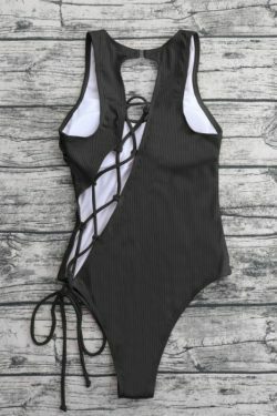 Y2K Aesthetic Cargo Skirt: Coquette Style Grunge Outfit with Cute Tops and Pastel Goth Vibes