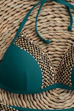 Y2K Aesthetic Cargo Skirt: Coquette Style Grunge Outfit with Cute Tops and Pastel Goth Vibes