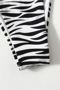 Y2K Aesthetic Cargo Skirt: Coquette Style Grunge Outfit with Cute Tops and Pastel Goth Vibes