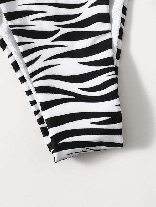 Y2K Aesthetic Cargo Skirt: Coquette Style Grunge Outfit with Cute Tops and Pastel Goth Vibes