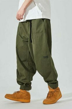 Y2K Aesthetic Cargo Skirt: Coquette Style Grunge Outfit with Loose Fit Skater Pants