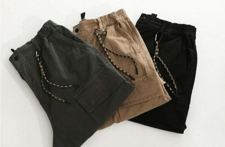 Y2K Aesthetic Cargo Skirt: Coquette Style Grunge Outfit with Pastel Goth Vibes