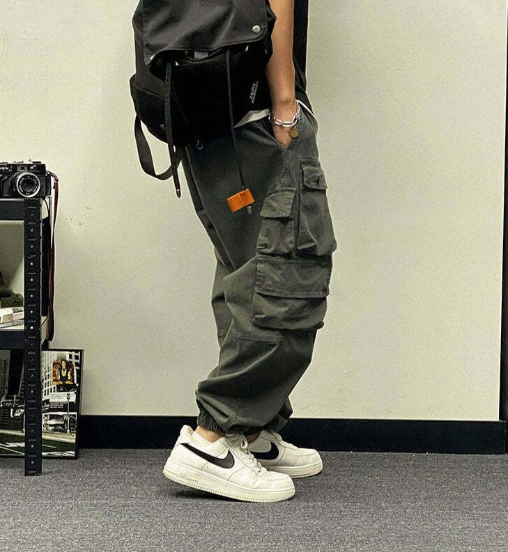 Y2K Aesthetic Cargo Skirt: Coquette Style Grunge Outfit with Pastel Goth Vibes