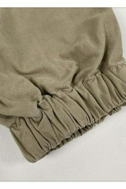 Y2K Aesthetic Cargo Skirt: Coquette Style Grunge Outfit with Pastel Goth Vibes