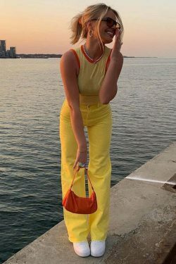 Y2K Aesthetic Cargo Skirt: Coquette Style with a Grunge Twist