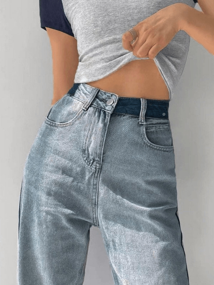 Y2K Aesthetic Cargo Skirt in Contrasting Color Drape Slim Jeans