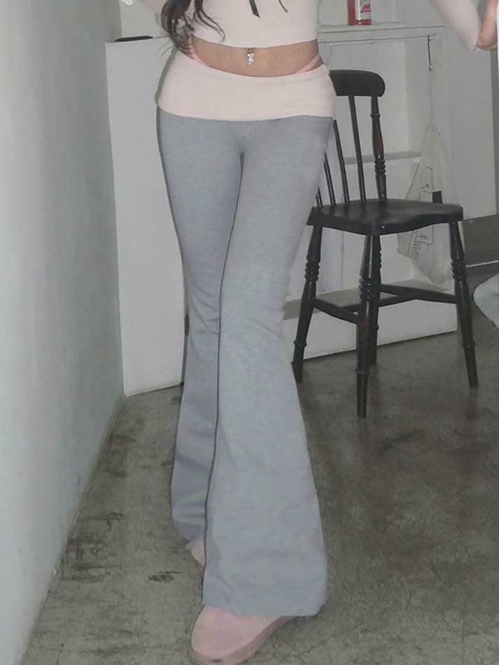 Y2K Aesthetic Cargo Skirt in Coquette Style with Grunge Vibes and Pastel Goth Influence